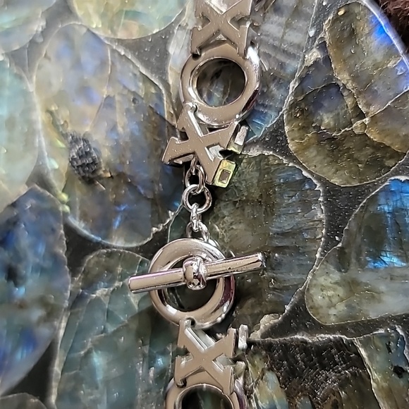 "XO" Necklace - Picture 3 of 5